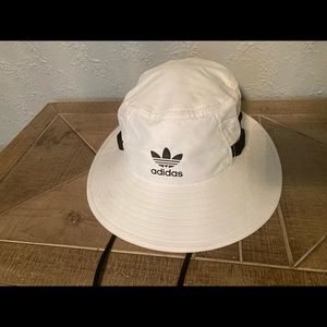 Adidas bucket hat/sun hat
